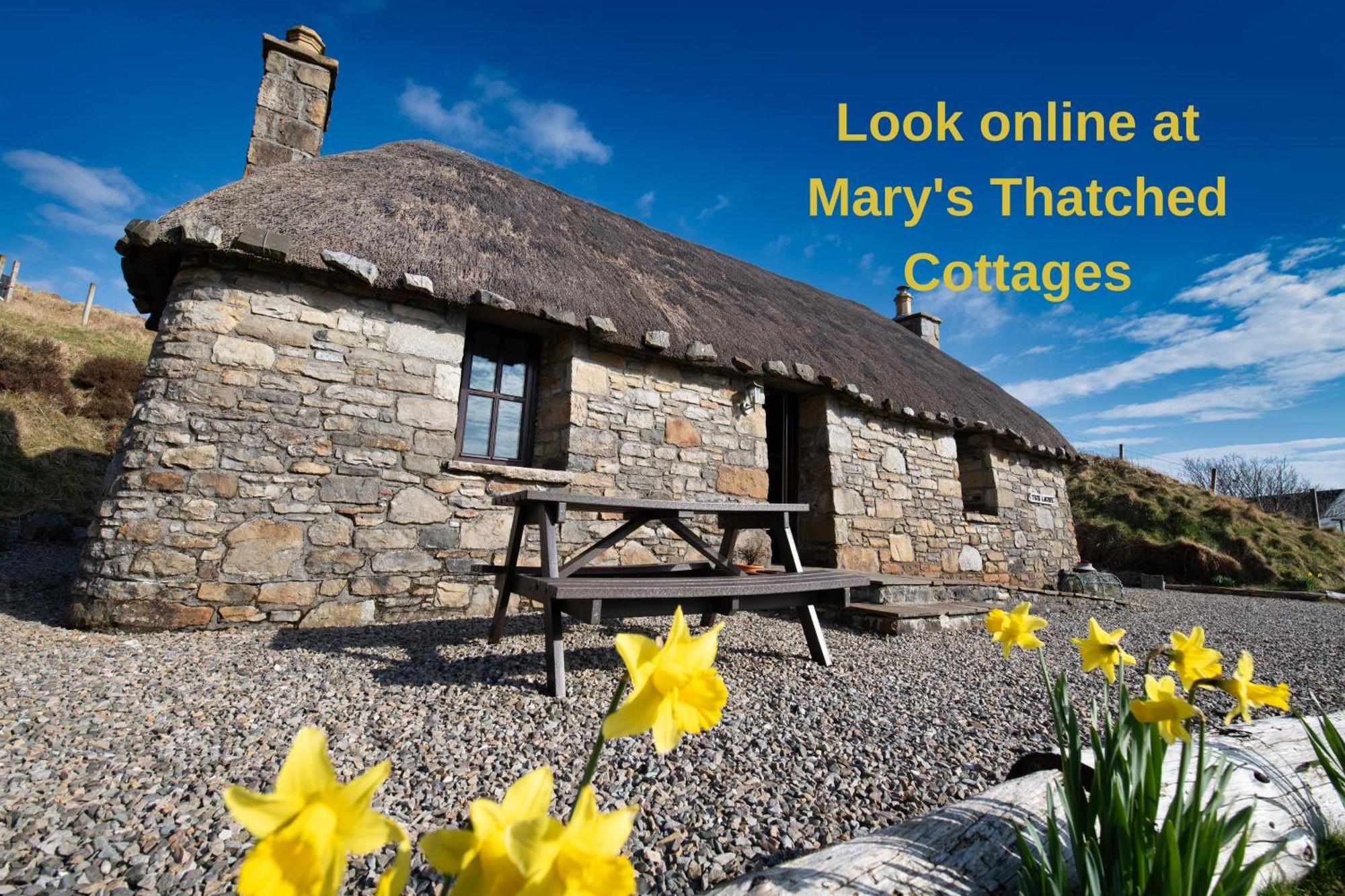 Tigh Lachie, Mary'S Thatched Cottages, Elgol, Isle Of Skye Εξωτερικό φωτογραφία
