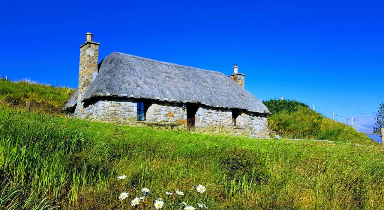 Tigh Lachie, Mary'S Thatched Cottages, Elgol, Isle Of Skye Εξωτερικό φωτογραφία